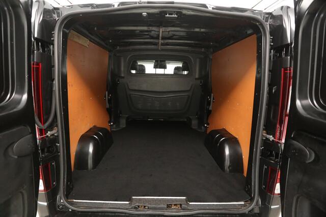 Renault TRAFIC 2.0 dCi T29 L2H1 | DC | Airco | Cruise | Trekh. | Navi | Imperiaal | Parkeersens.