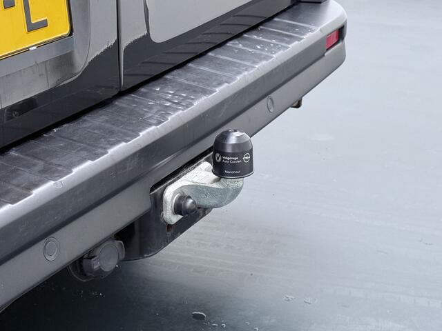 Renault TRAFIC 2.0DCI 150PK Dubbele Cabine T29 L2H1 Navi Airco Camera Trekhaak Cruise Control Lmv DC Black Edition Euro 6 Betonplex Vloer Lat om Lat Betimmering Schuifdeur 1e Eigenaar Origineel Nederlandse Auto