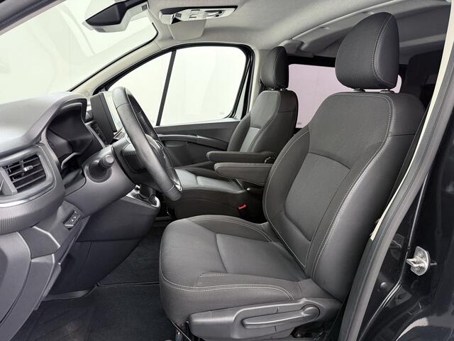 Renault TRAFIC 2.0DCI 150PK Dubbele Cabine T29 L2H1 Navi Airco Camera Trekhaak Cruise Control Lmv DC Black Edition Euro 6 Betonplex Vloer Lat om Lat Betimmering Schuifdeur 1e Eigenaar Origineel Nederlandse Auto