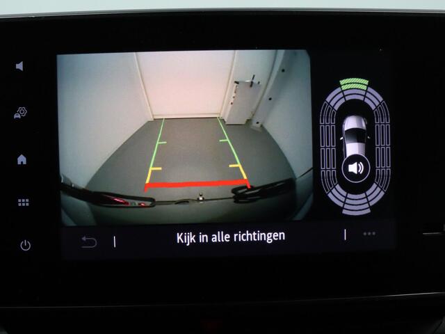 Renault TRAFIC 2.0 dCi 130pk T29 L2H1 DC Work Edition Camera | Cruise | Navi | Parkeersens. v+a | Trekhaak