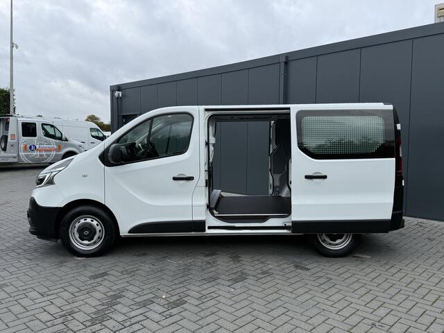 Renault TRAFIC 2.0 dCi 145 PK AUTOMAAT / L1H1 / 2x SCHUIFDEUR / TREKHAAK / AIRCO / CRUISE / 3-ZITS / LED