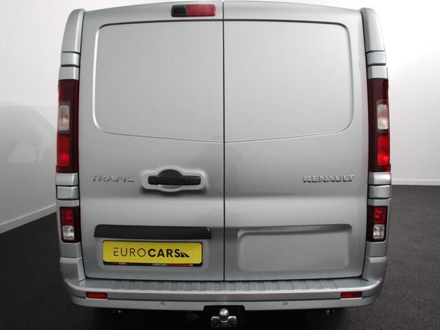 Renault TRAFIC 2.0 Blue dC1 150 EDC T29 L2H1 Extra Dubbele Cabine Navigatie Airco Lichtmetalen velgen Betimmering Trekhaak Camera Parkeer sensoren Dab