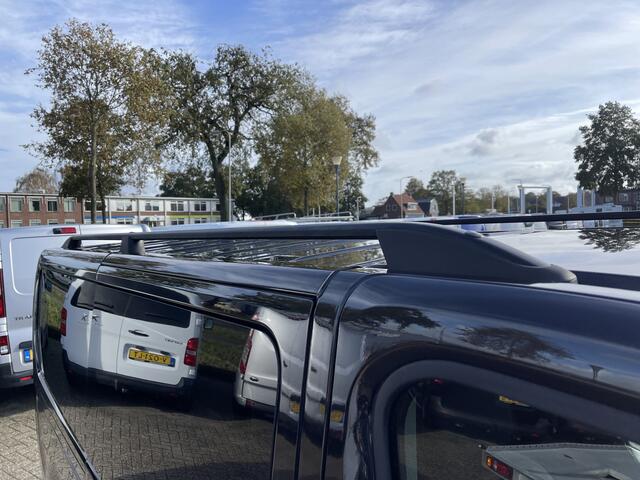 Renault TRAFIC 2.0 dCi 170pk automaat T29 L2H1 DC 5 persoons Luxe / vaste prijs rijklaar ¤ 24.950 ex btw / lease vanaf ¤ 407 / dubbele schuifdeur / trekhaak / camera / airco / cruise / navigatie !