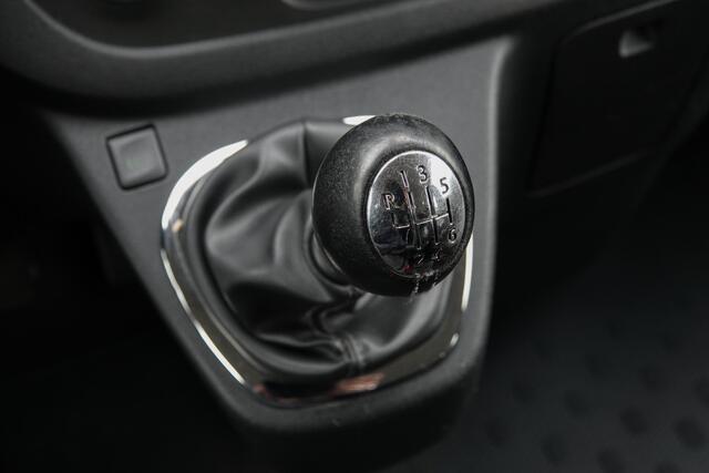 Renault TRAFIC L2H1 Dubbele Cabine | 1.6dCi 145Pk | T29 | Limited | 2xSchuifdeur | Achteruitrijcamera | Leder | Treeplanken | Trekhaak | 17''