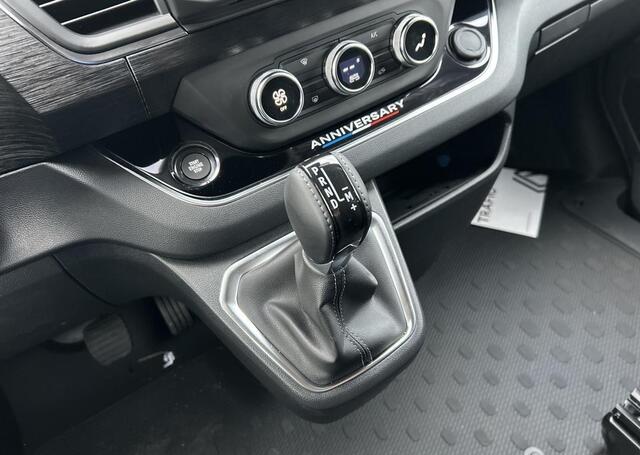 Renault TRAFIC 2.0 Blue dCi EDC 170 T29 L2H1 Extra DC - 125th Anniversary - Dubbel Cabine / Alarm / Trekhaak / Passagiersstoel / Reservewiel