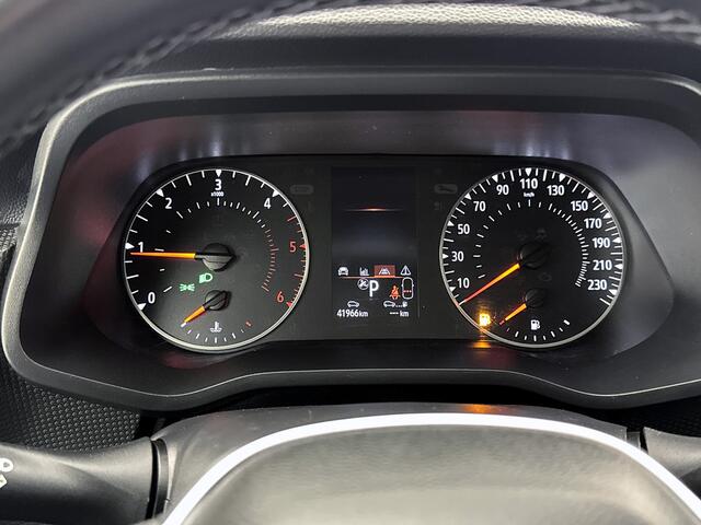 Renault TRAFIC 2.0 dCi 170 T27 DC L2H1 Luxe Dubbele cabine Led Trekhaak 2500KG Cruise control