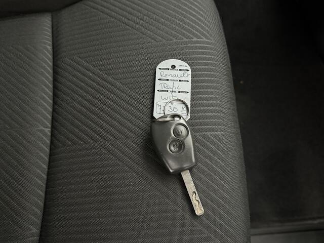 Renault TRAFIC 1.6DCI 145PK Lang | Imperiaal | Airco | Betimmering