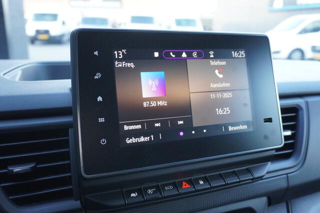 Renault TRAFIC 2.0 dCi 110PK L2 EURO 6 - Airco - Cruise - Trekhaak - ¤23.900,- Excl.