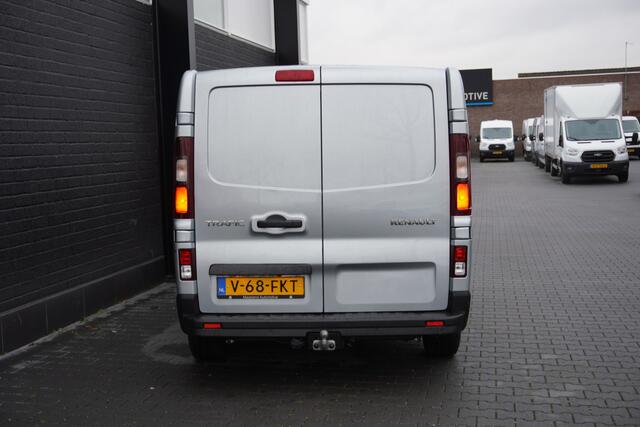Renault TRAFIC 2.0 dCi L2 EURO 6 - Airco - Cruise - Trekhaak - ¤24.900,- Excl.
