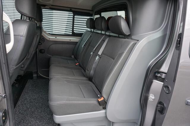 Renault TRAFIC 146pk Euro6 L2H1 Dubbele cabine 2x Schuifdeur Navi Trekhaak Cruise control 17" Velgen