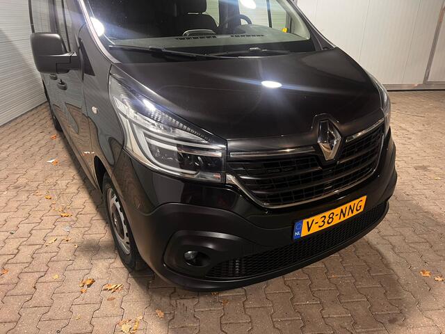 Renault TRAFIC 2.0 dCi 120 T29 L2H1 DC Luxe 6 persoonsuitvoering VVB437 BPM vrij! Benut nu nog uw voordeel!