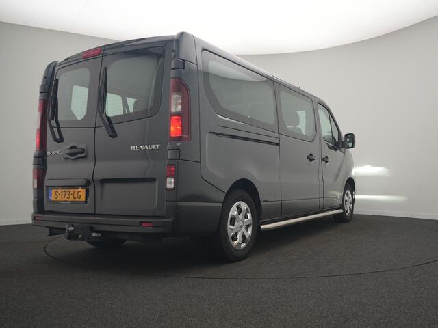 Renault TRAFIC - 9 Persoons bus! - All Seasonbanden - Cruise Control - Sidebars - Trekhaak - Dealeronderhouden