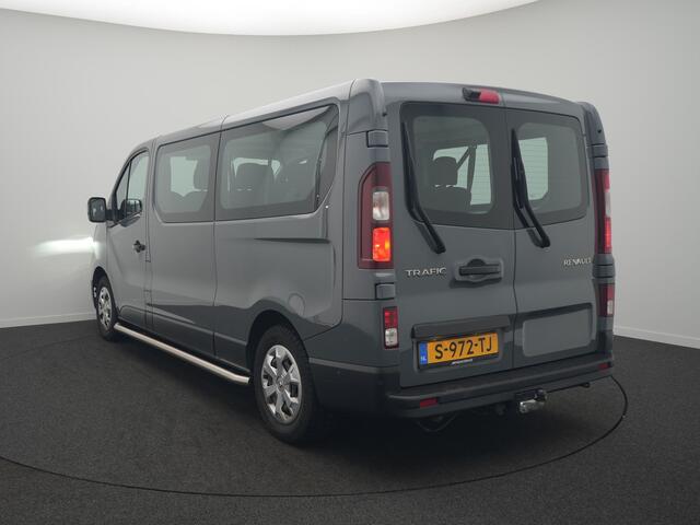 Renault TRAFIC - 9 Persoons bus! - All Seasonbanden - Achteruitrijcamera - Cruise Control - Sidebars - Trekhaak - Dealeronderhouden