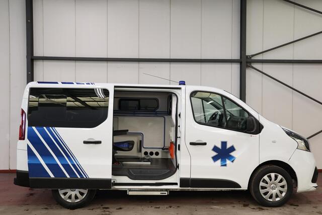 Renault TRAFIC AMBULANCE VSAV Rettungswagen Krankenwagen