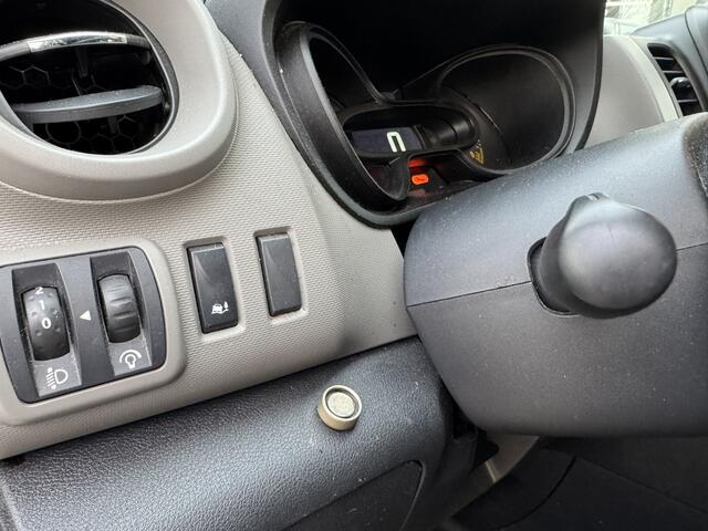 Renault TRAFIC 1.6 dCi T29 L2H1 DC Générique*6-Persoons*