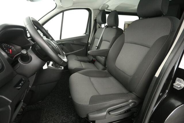 Renault TRAFIC 2.0 dCi T29 L2H1 | DC | 6-Persoons | Airco | Cruise | Parkeersens.