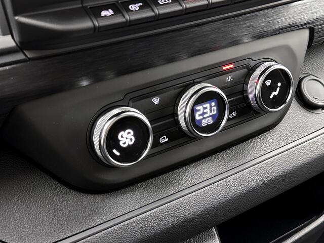 Renault TRAFIC 2.0 Blue dCi 130 T29 L2H1 Advance DC 2x Schuifdeur Led Dubbele cabine Betimmering Trekhaak Camera Lichtmetaal Parkeersensoren Carplay