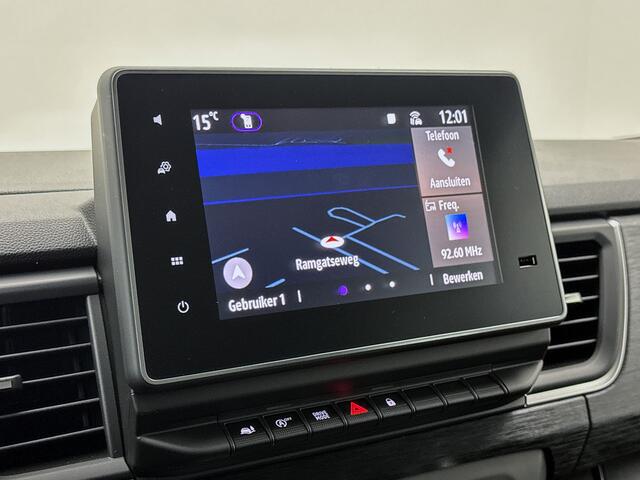 Renault TRAFIC 2.0 Blue dCi EDC 170 T29 L2H1 Extra DC Dubbele schuifdeur Betimmering Trekhaak Navigatie Parkeersensoren Camera Carplay Dubbele cabine