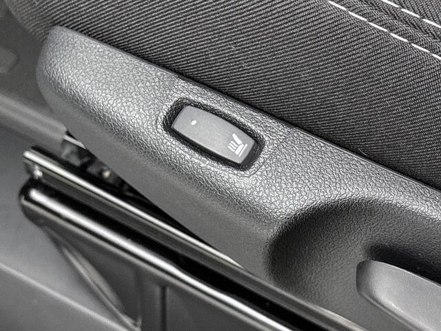 Renault TRAFIC 2.0 Blue dCi EDC 170 T29 L2H1 Extra DC Dubbele schuifdeur Betimmering Trekhaak Navigatie Parkeersensoren Camera Carplay Dubbele cabine