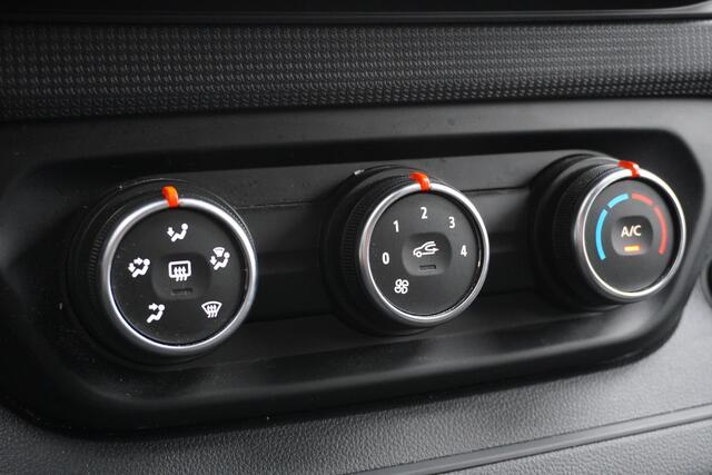 Renault TRAFIC 2.0 dCi 110PK EURO 6 - Airco - Navi - Cruise - ¤ 15.950,- Excl.