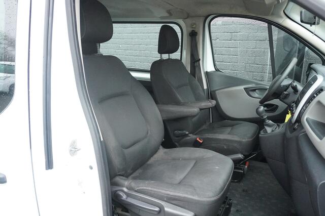 Renault TRAFIC 1.6 dCi 125PK L2 Dubbele Cabine EURO 6 - Airco - Navi - Cruise - ¤ 14.499,- Excl.