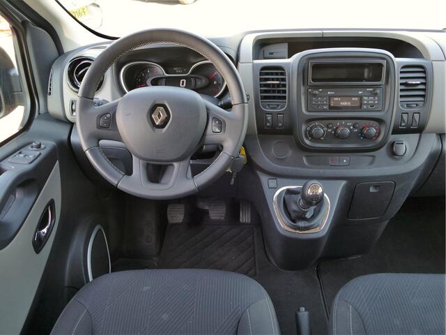Renault TRAFIC Passenger 1.6 dCi Grand Authentique 9 persoons | ¤ 11450,- excl BTW