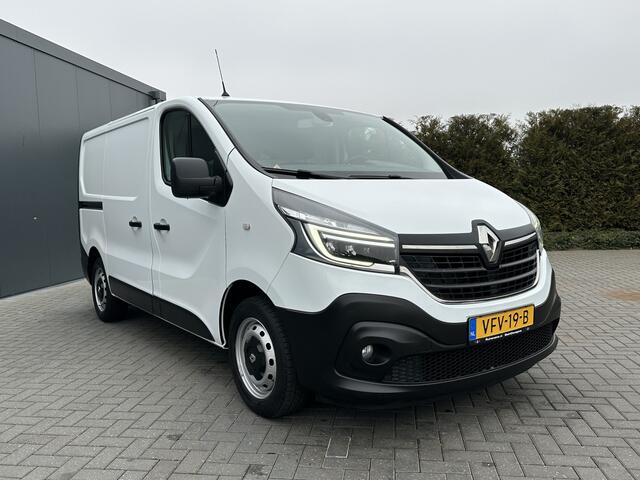 Renault TRAFIC 2.0 dCi 145 PK AUTOMAAT / L1H1 / 1e EIG. / INRICHTING / ACHTERKLEP / AIRCO / CRUISE CONTROL