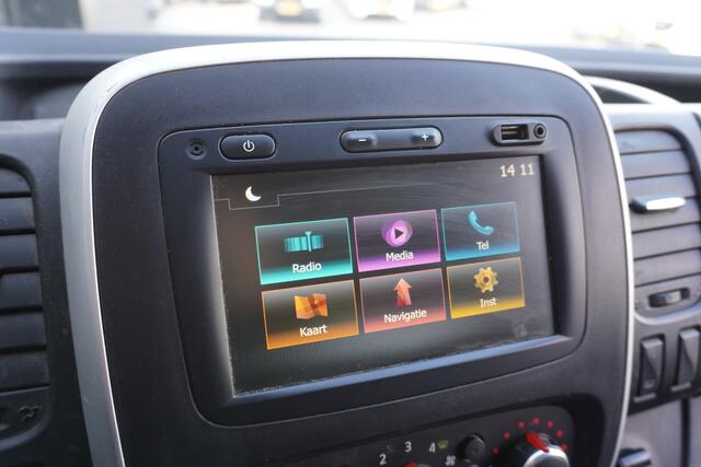 Renault TRAFIC 2.0 dCi 120PK L2 EURO 6 - Airco - Cruise - Trekhaak - ¤10.950,- Excl.