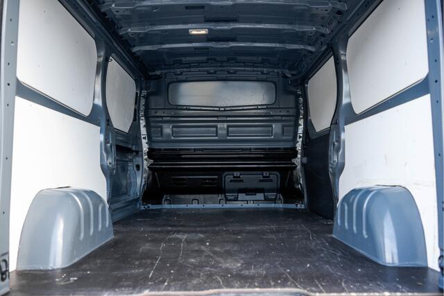 Renault TRAFIC 2.0dCi 130 L2H1 Advance | 130PK | Digital display | LED | Cruise | Apple Carplay | Trekhaak