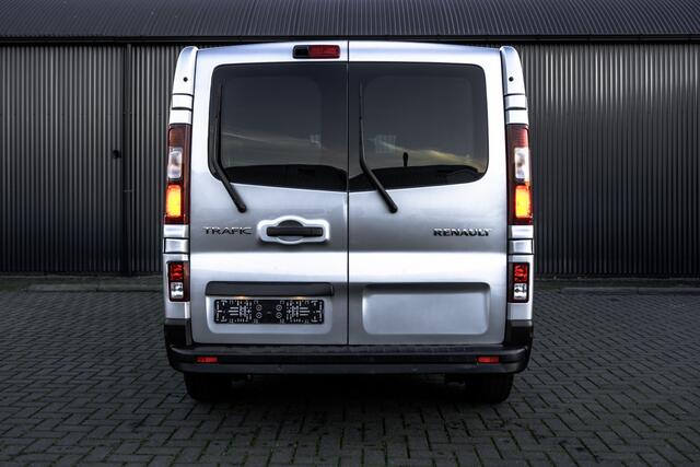 Renault TRAFIC Blue dCi 150PK | L2H1 | 9-Zits | LED | Canera | Navi | Zijschuifdeur R+L | Cruise | Airco | PDC | Euro 6