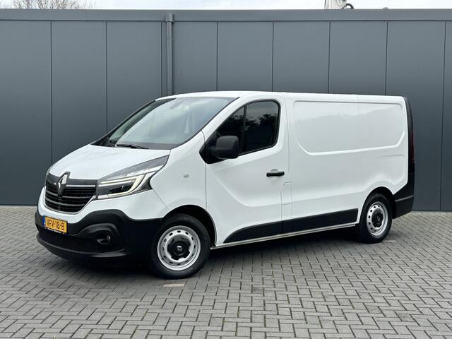Renault TRAFIC 1.6 dCi / L1H1 / 1e EIGENAAR / ACHTERKLEP / INRICHTING / AIRCO / CRUISE / BLUETOOTH / 3-ZITS / 6 BAK