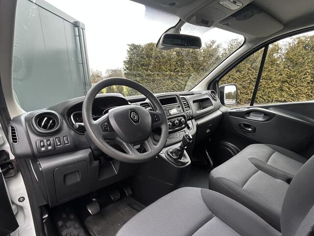Renault TRAFIC 1.6 dCi / L1H1 / 1e EIGENAAR / ACHTERKLEP / INRICHTING / AIRCO / CRUISE / BLUETOOTH / 3-ZITS / 6 BAK