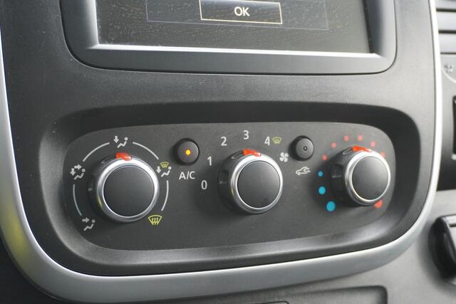 Renault TRAFIC 2.0 dCi 120PK EURO 6 - Airco - Navi - Cruise - ¤ 9.900,- Excl.
