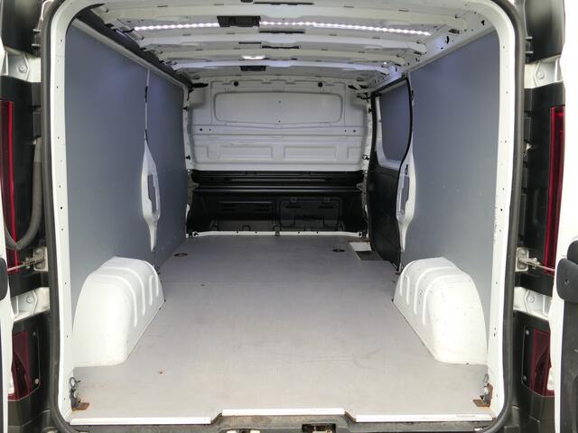 Renault TRAFIC 2.0 dCi 110 T30 L2H1 Comfort - Allseasons - Trekhaak - Bluetooth - Sensor achter