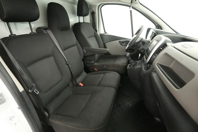 Renault TRAFIC 1.6 dCi T29 L2H1 | Airco | Cruise | 3 Zits | Trekh. | Imperiaal | Navi | Parkeersens.