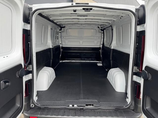 Renault TRAFIC 2.0 dCi 150PK L2H1 nr. V801 | Airco | Cruise | Camera