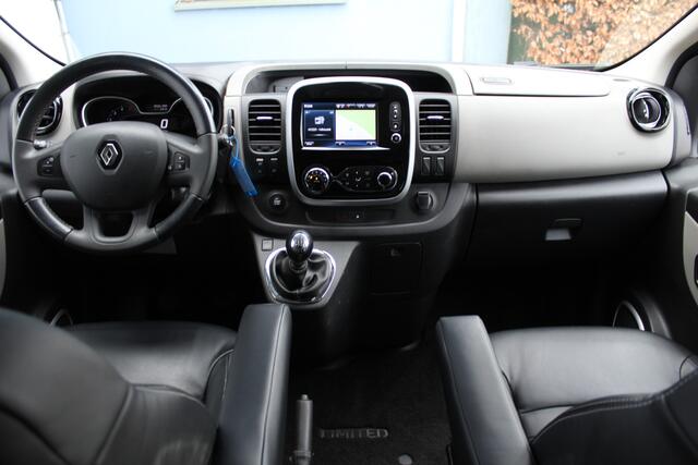 Renault TRAFIC 1.6 dCi T29 L2H1 DC 5 Persoons Comfort Energy | Incl. 12 maanden Garantie | Trekhaak | Stoelverwarming | Cruise controle | Climate controle | Achteruitrijcamera | Parkeersensoren achter | Navigatie | Lederen bekleding | Dak rails | Origineel NL Auto | NAP