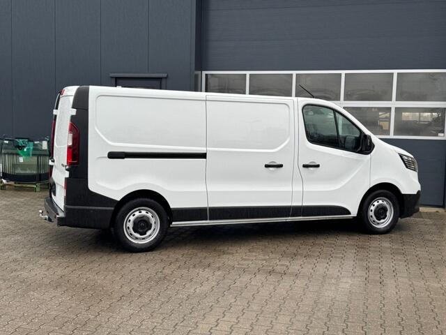 Renault TRAFIC 2.0D 130 pk L2 H1 - camera - trekhaak - sensoren v/a/z