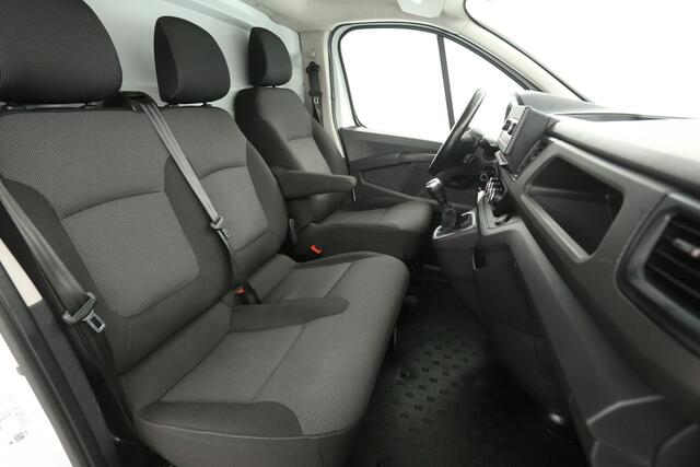 Renault TRAFIC 2.0 dCi L2H1 | Airco | Cruise | 3 Zits | Camera | Stoelverw. | Parkeersens.