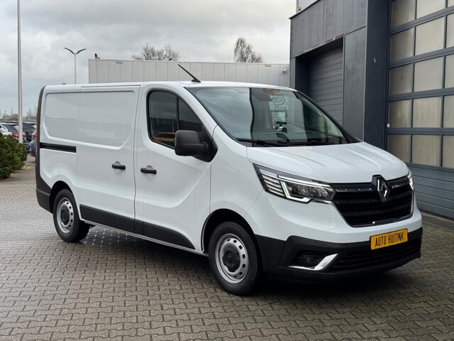 Renault TRAFIC 2.0 D 130pk L1H1 - stoelverwarming - camera - trekhaak - geen airco