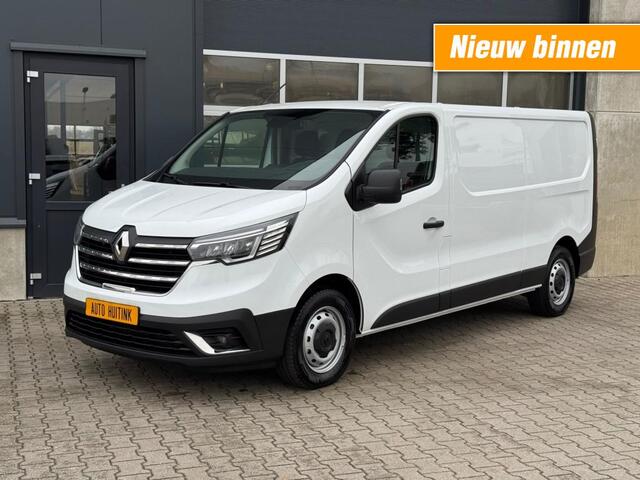 Renault TRAFIC 2.0D 130 pk L2 H1 Navi - Apple/Android - camera - all season banden - nieuw!!