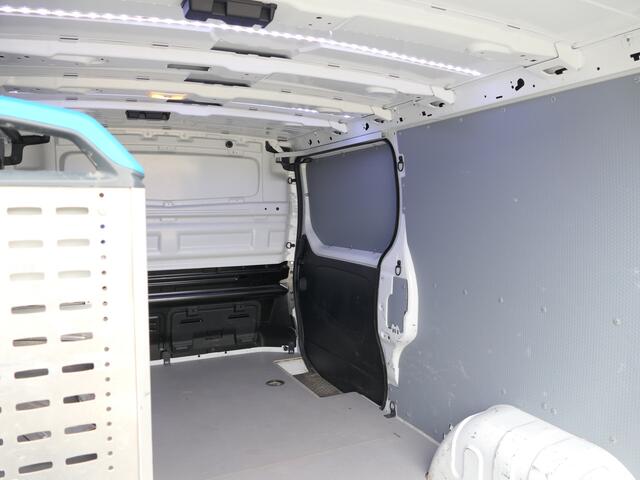 Renault TRAFIC 2.0 dCi 110 T30 L2H1 Comfort - Betimmering + Kast laadruimte - Stoelverwarming - Cruise