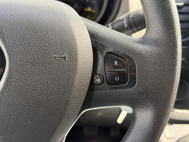 Renault TRAFIC 1.6 dCi T29 L2H1 DC | NL-auto | 18'' Sportvelgen | Trekhaak | Camera | Navi