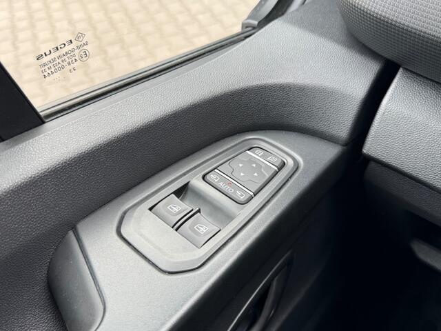 Renault TRAFIC 2.0 D 150pk L1H1 - navi - apple/android - camera - all season banden