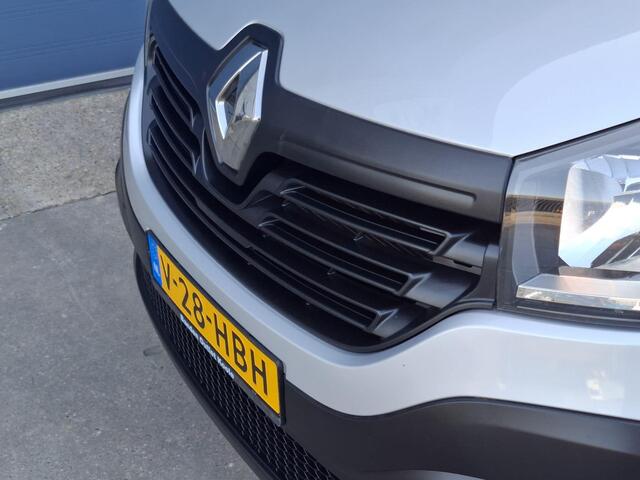 Renault TRAFIC 1.6 dCi T27 L1H1 Générique AIRCO / CRUISE CONTROLE / NAVI / TREKHAAK / EURO 6 / MARGE AUTO !!!