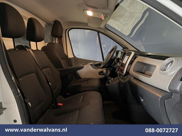 Renault TRAFIC 1.6 dCi 122pk L2H1 Euro6 Airco | Imperiaal | Trekhaak | Navigatie | LM velgen | Cruisecontrol Parkeersensoren, Bijrijdersbank