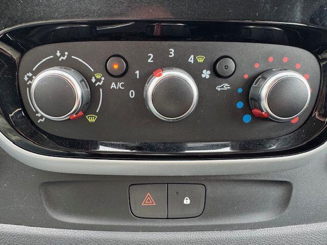 Renault TRAFIC 2.0 DCi 145pk Dubbel Cabine Automaat L2 Comfort Airco,Navigatie,Camera