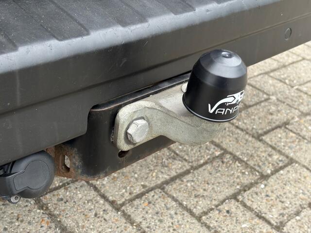 Renault TRAFIC 2.0 dCi 120PK L2 3,0T / Camera / Cruise / Navi / Clima / PDC / Bluetooth / Trekhaak /