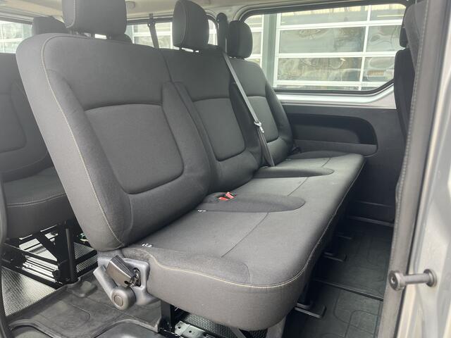 Renault TRAFIC Passenger 1.6 dCi BTW / BPM VRIJ!! marge 9-Persoons Lengte 2 Airco Cruise control Navigatie PDC 1e eigenaar Combi Kombi Passenger Groepsvervoer Taxi Personenbus