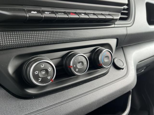 Renault TRAFIC 2.0 dCi E6 130pk L2 Comfort 3p BPM Vrij! Lease ¤338 p/m, PDC, Led, Airco, Trekhaak, Cruise controle.